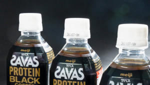 打破甜饮固有格局！明治Savas无糖蛋白黑咖啡在日上新